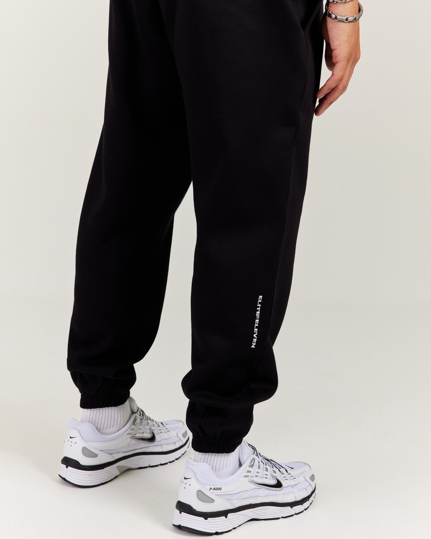 Arc Jogger - Black